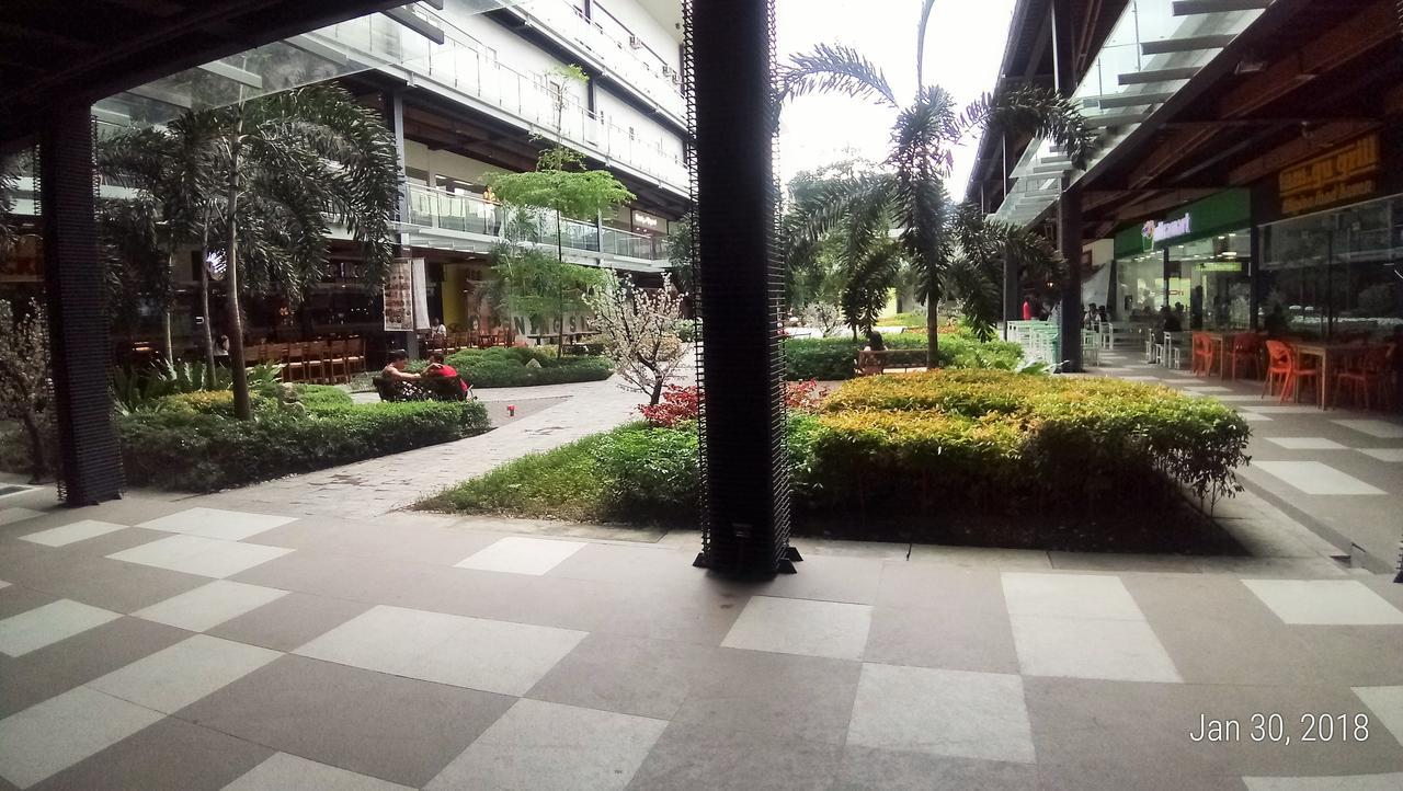 Big Hotel Suites Mandaue Eksteriør billede